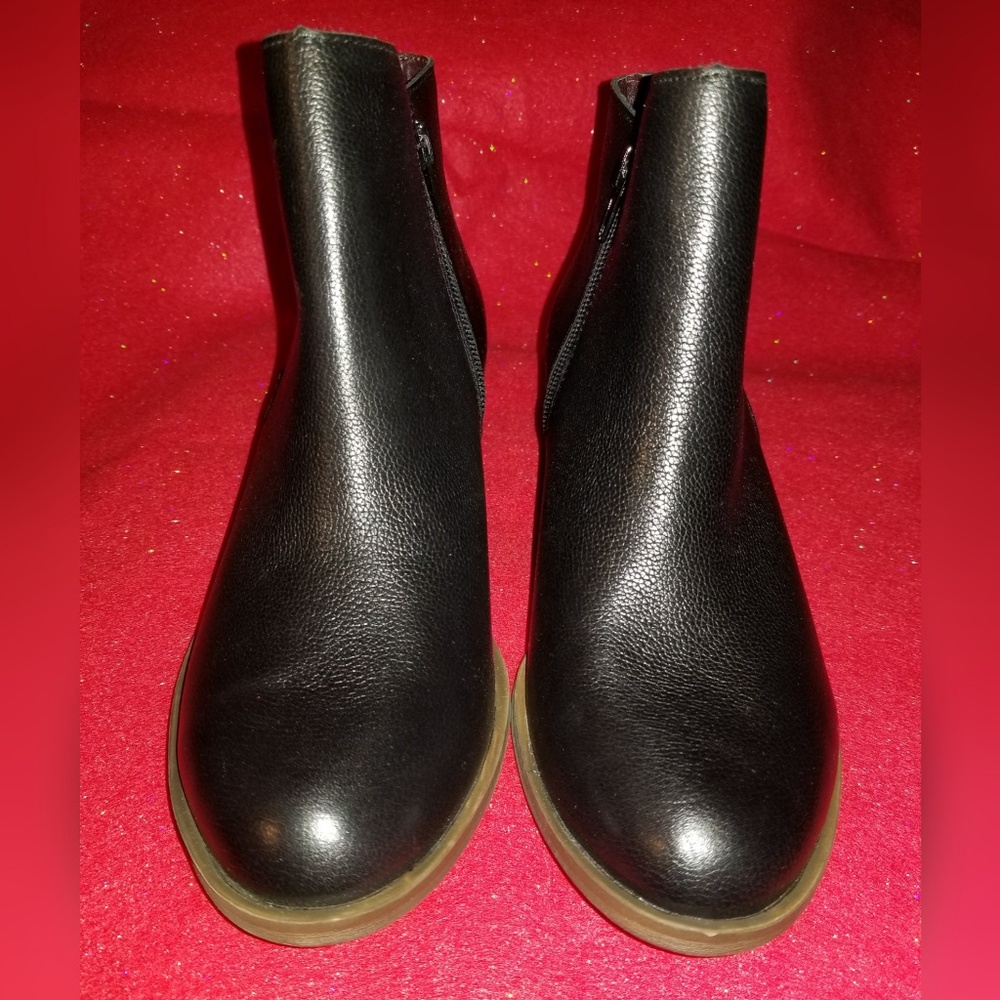 Kensie Ghita Ankle Boots